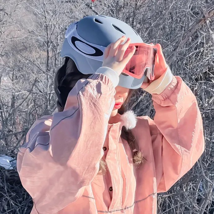 美女别倒贴，我不做裙下之臣