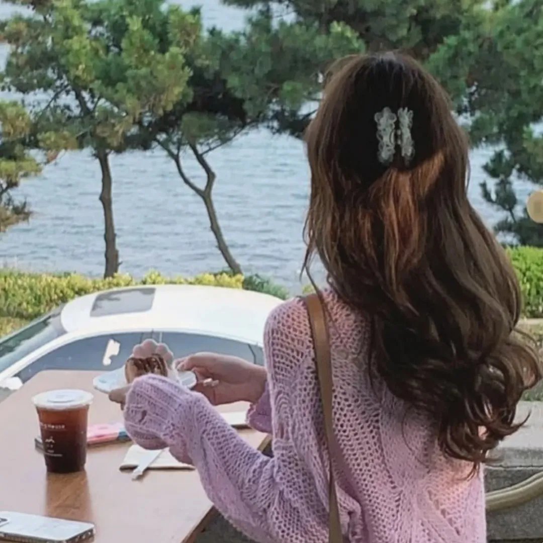 退婚后，大佬她又飒又美